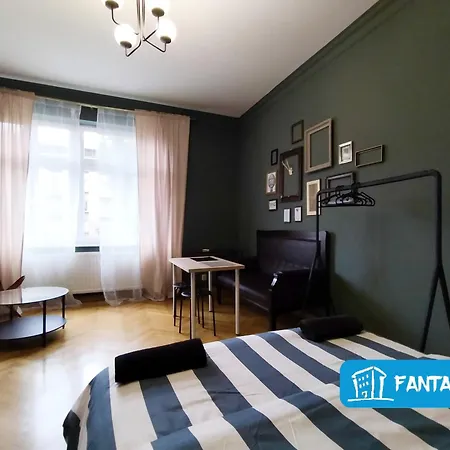 Fantastic-inn - Slowackiego