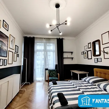 Fantastic-inn - Słowackiego *